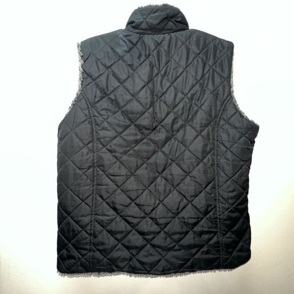 Quilted Black Vest with Faux Fur Lining Medium Pockets (Possibly Reversible) - Picture 2 of 9